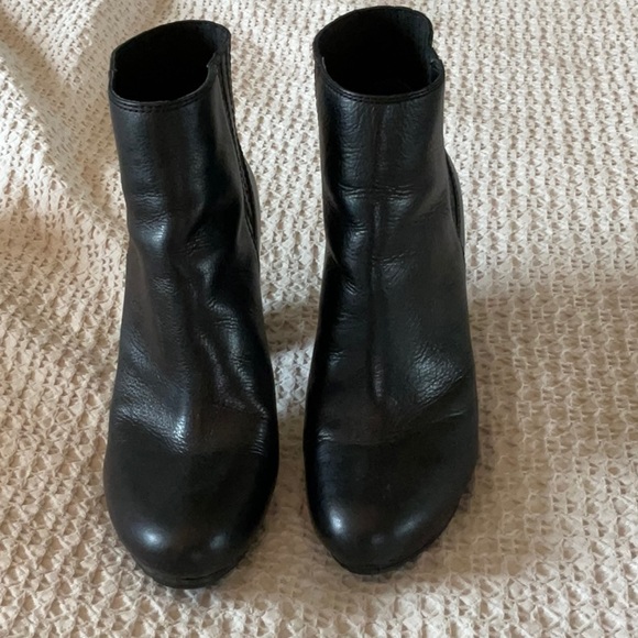 Nine West Ankle Booties, high heeled - Picture 3 of 7